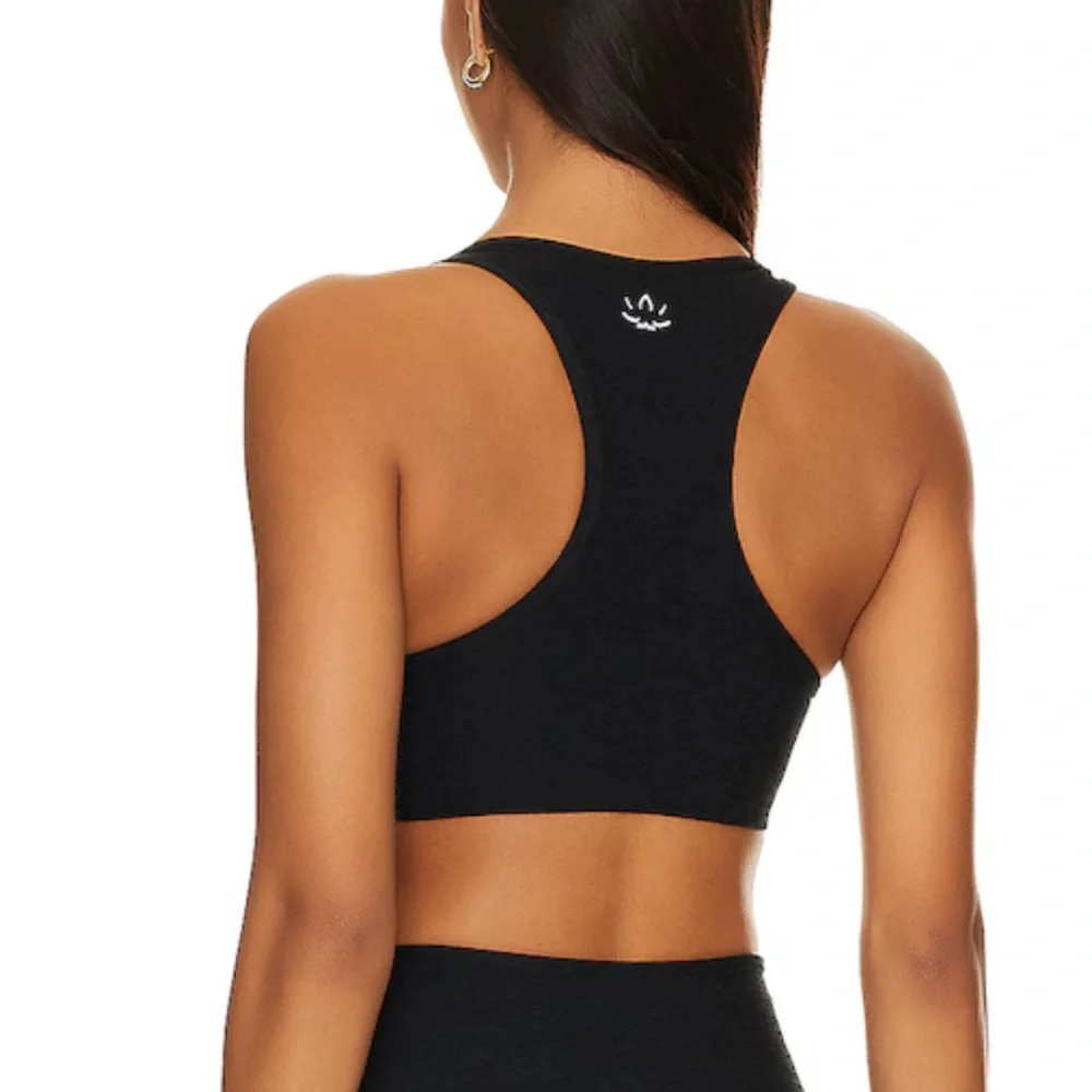 Beyond Yoga Spacedye Lift Your Spirits Sports Bra in Darkest Night M - Picture 2 of 4